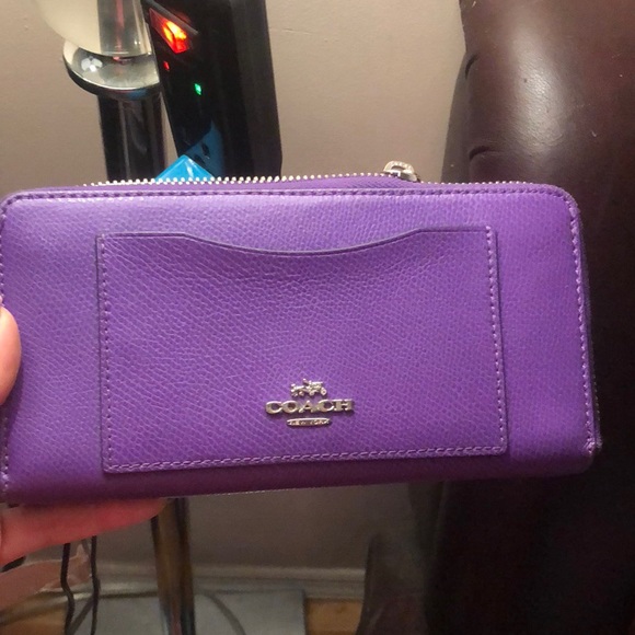 Coach Handbags - COACH WALLET RARE COLOR